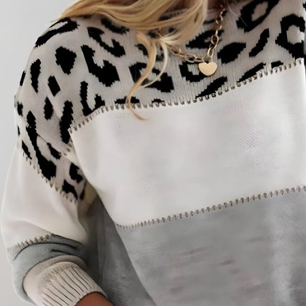 Sue | Leopard print sweater