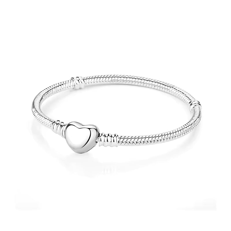 Olivia & Ivy | Dog Embrace Bracelet with Charm