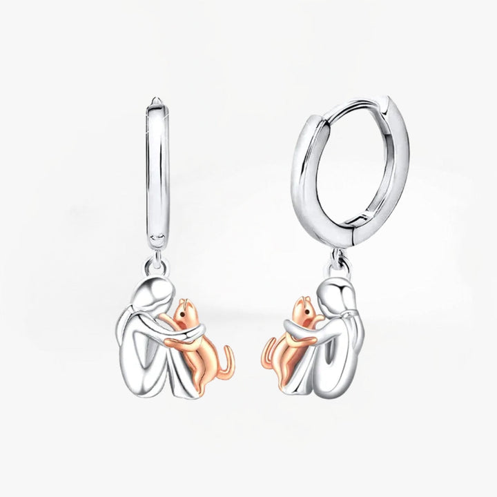 Olivia & Ivy | Cat Embrace Earring (Round Closure)