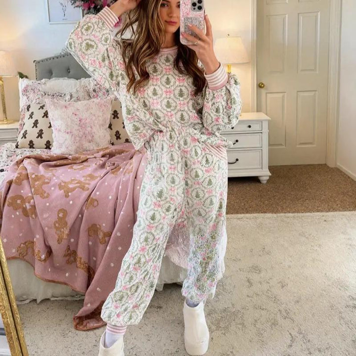 Lilly | Cozy Christmas Bow Print Pyjama Set
