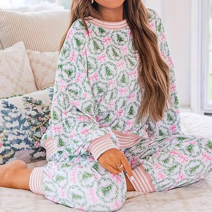 Lilly | Cozy Christmas Bow Print Pyjama Set
