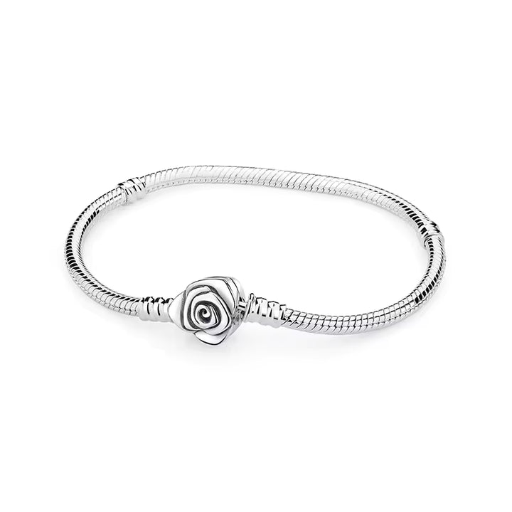 Olivia & Ivy | Dog Embrace Bracelet with Charm