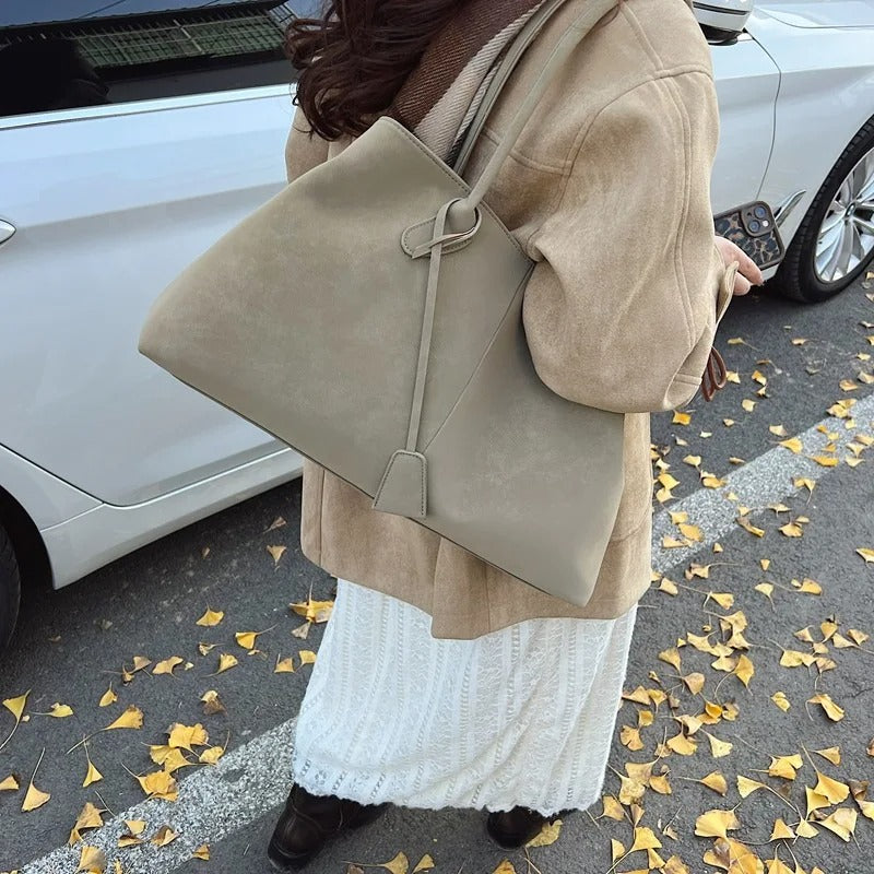 Averly | Luxury Maxi Bag